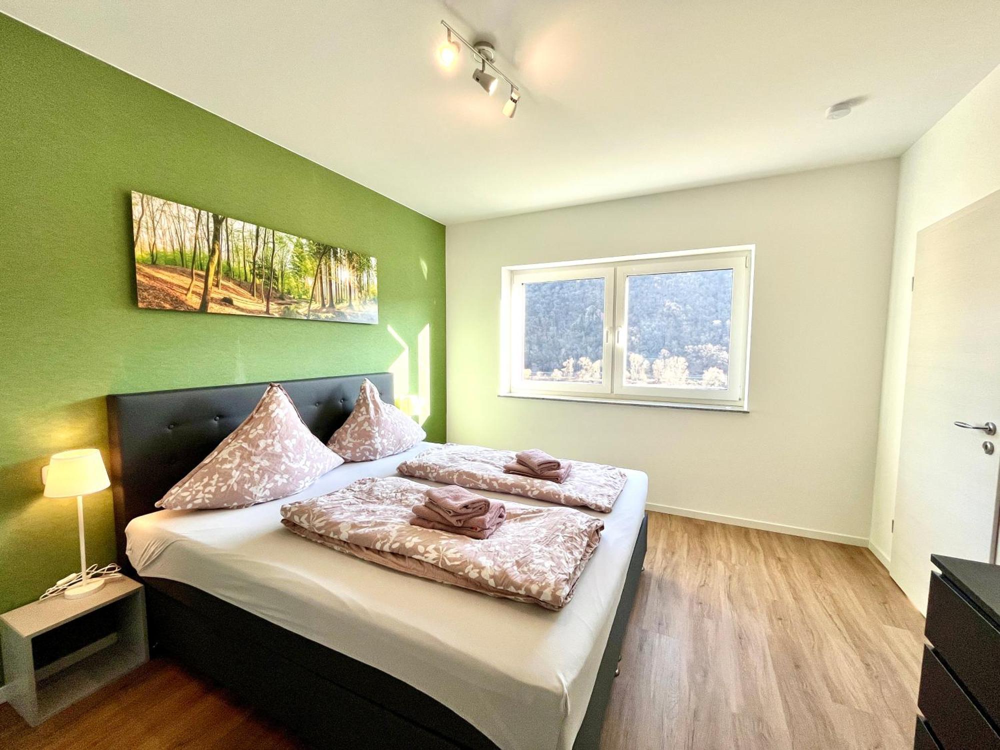 Ferienwohnung Moseltraum, 1-6 Pers, Mit 3 Schlafzimmer Und Panoramabalkon Müden 外观 照片
