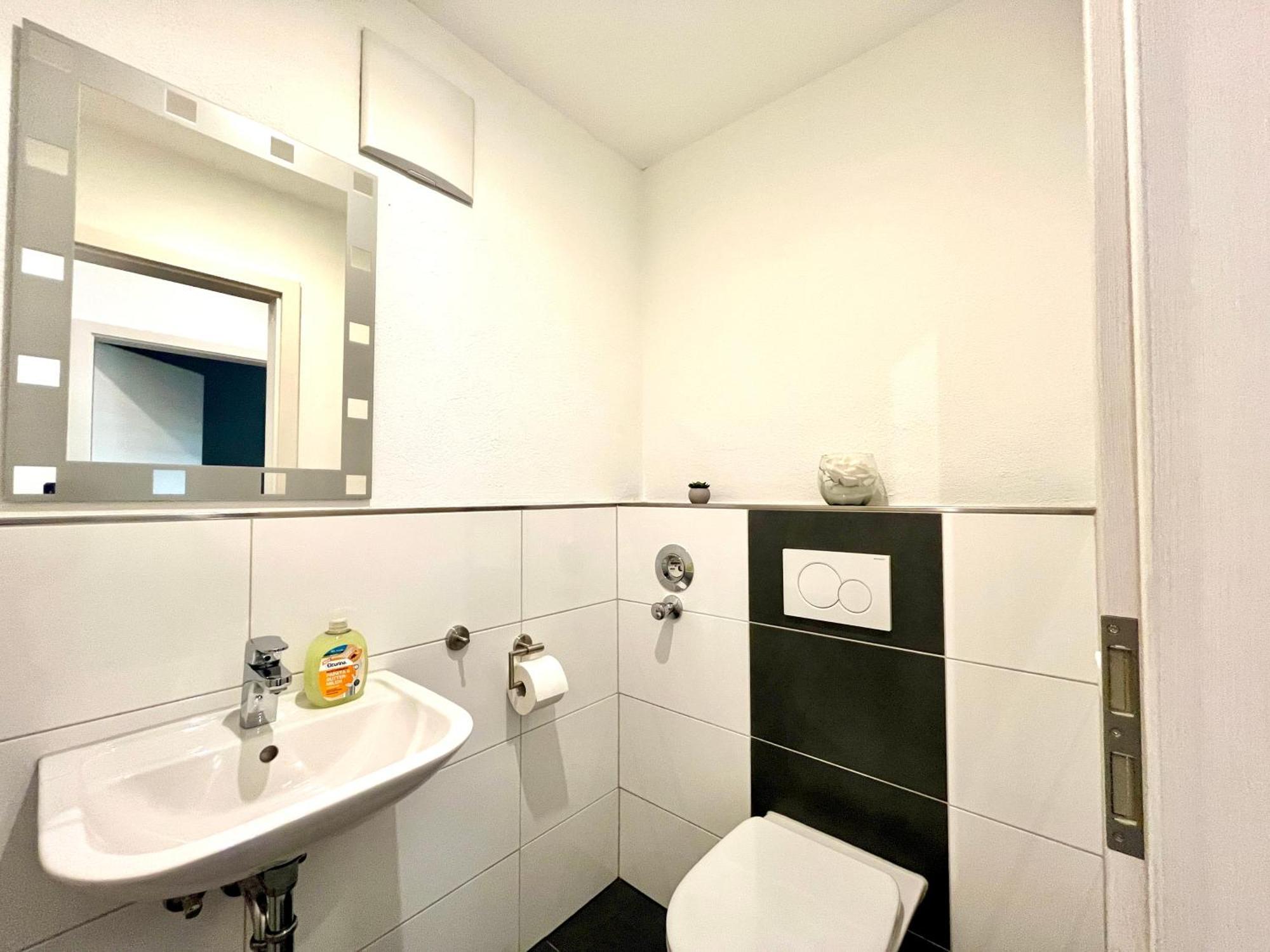 Ferienwohnung Moseltraum, 1-6 Pers, Mit 3 Schlafzimmer Und Panoramabalkon Müden 外观 照片