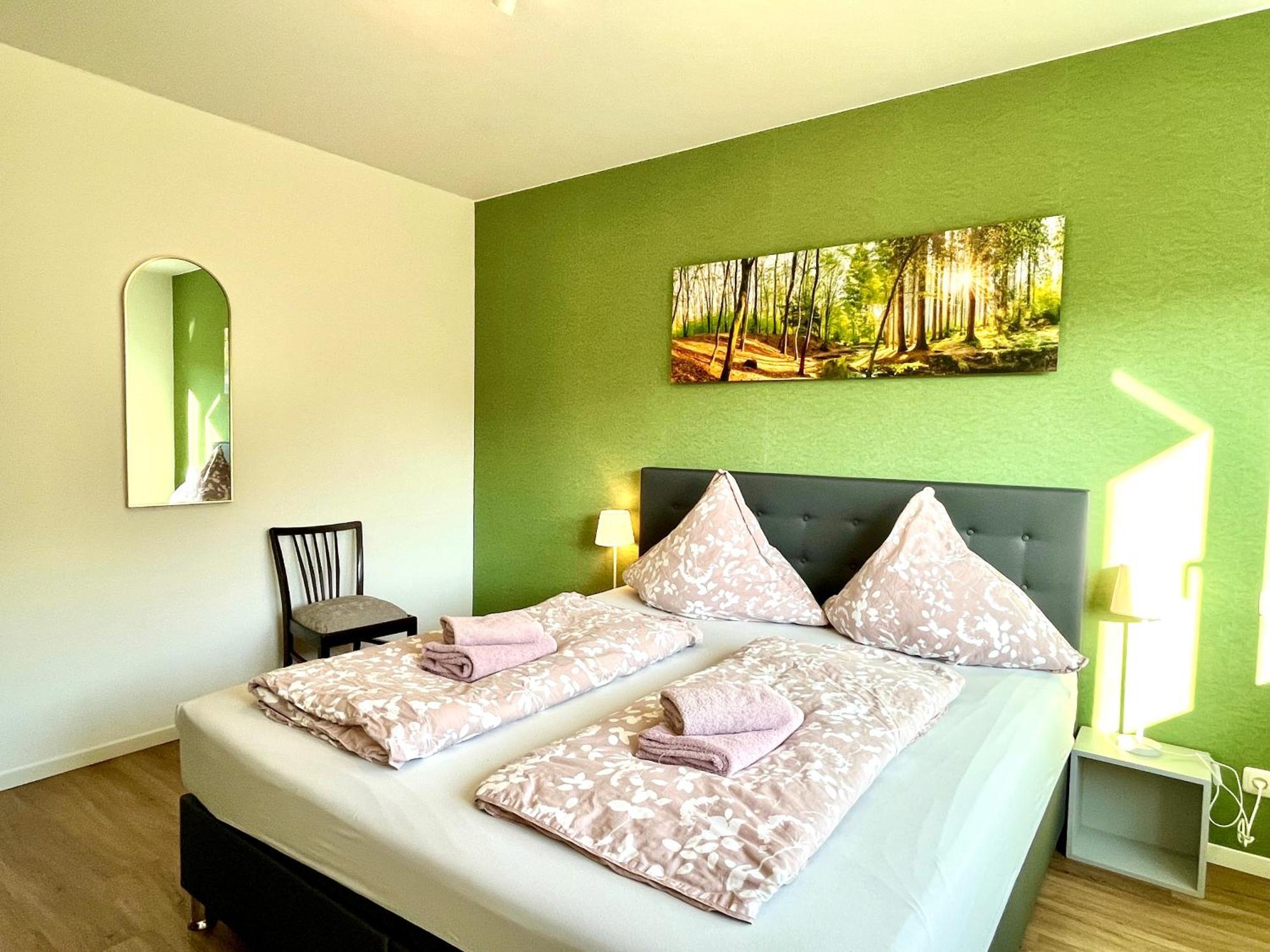 Ferienwohnung Moseltraum, 1-6 Pers, Mit 3 Schlafzimmer Und Panoramabalkon Müden 外观 照片